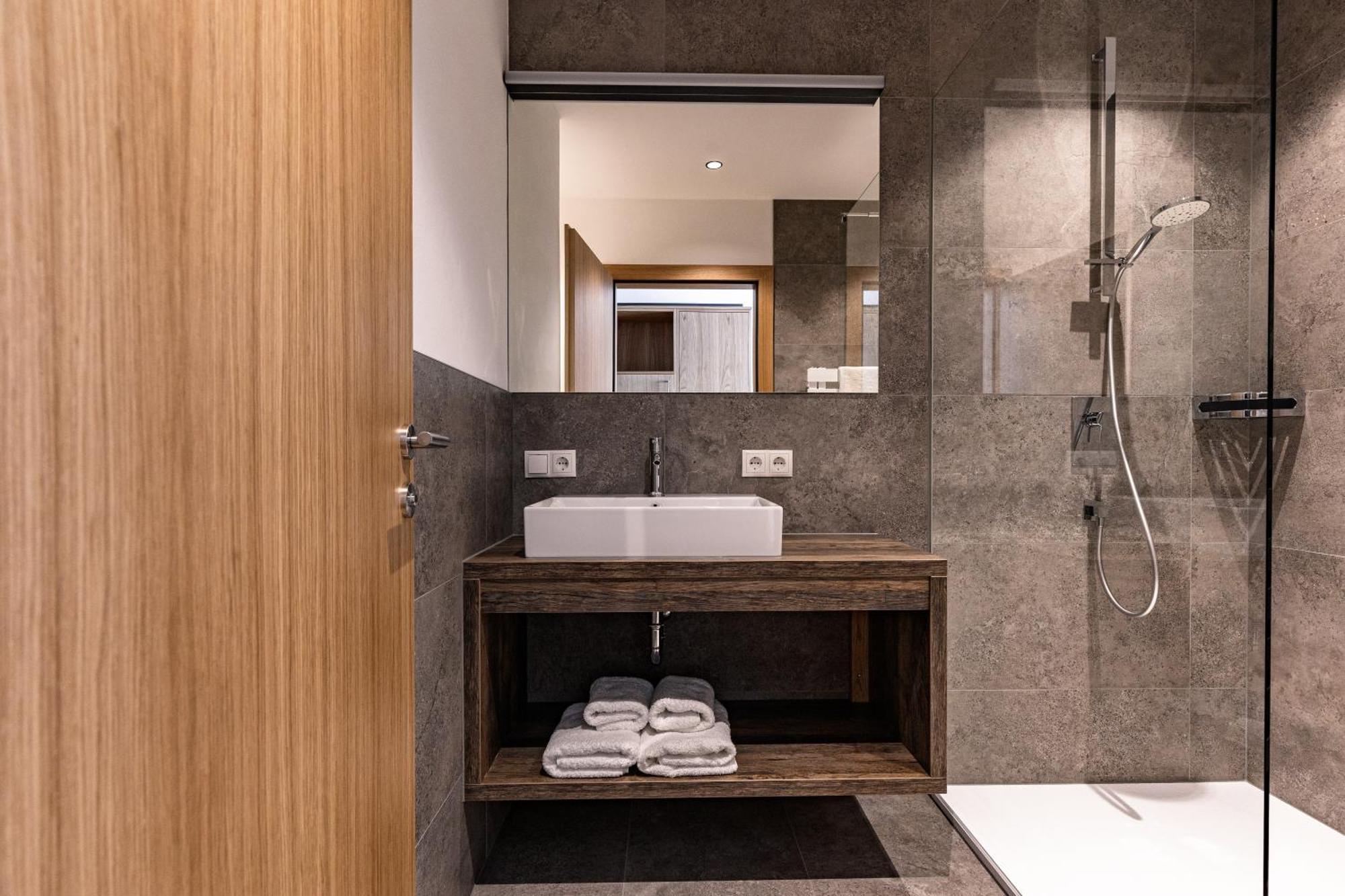 Das Moritz- Fine Living Apartments Наудерс Экстерьер фото